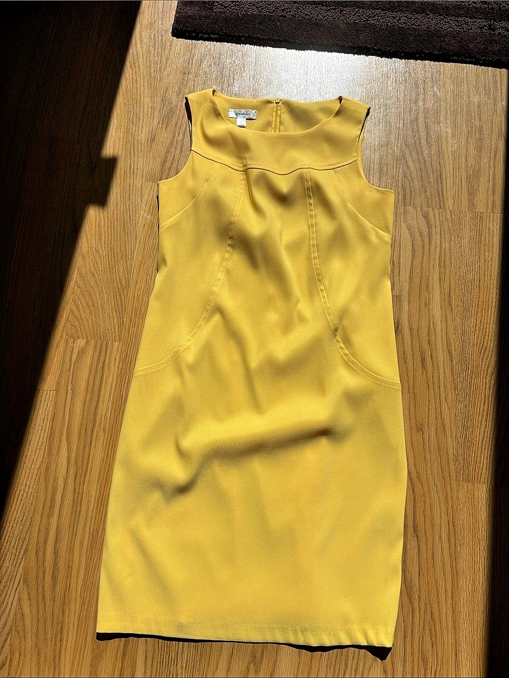 dressbarn Mini Shift Dress in Yellow Size 10 Like New